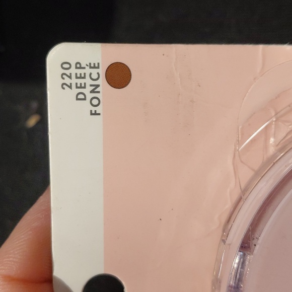 Makeup Bundle - Picture 3 of 3